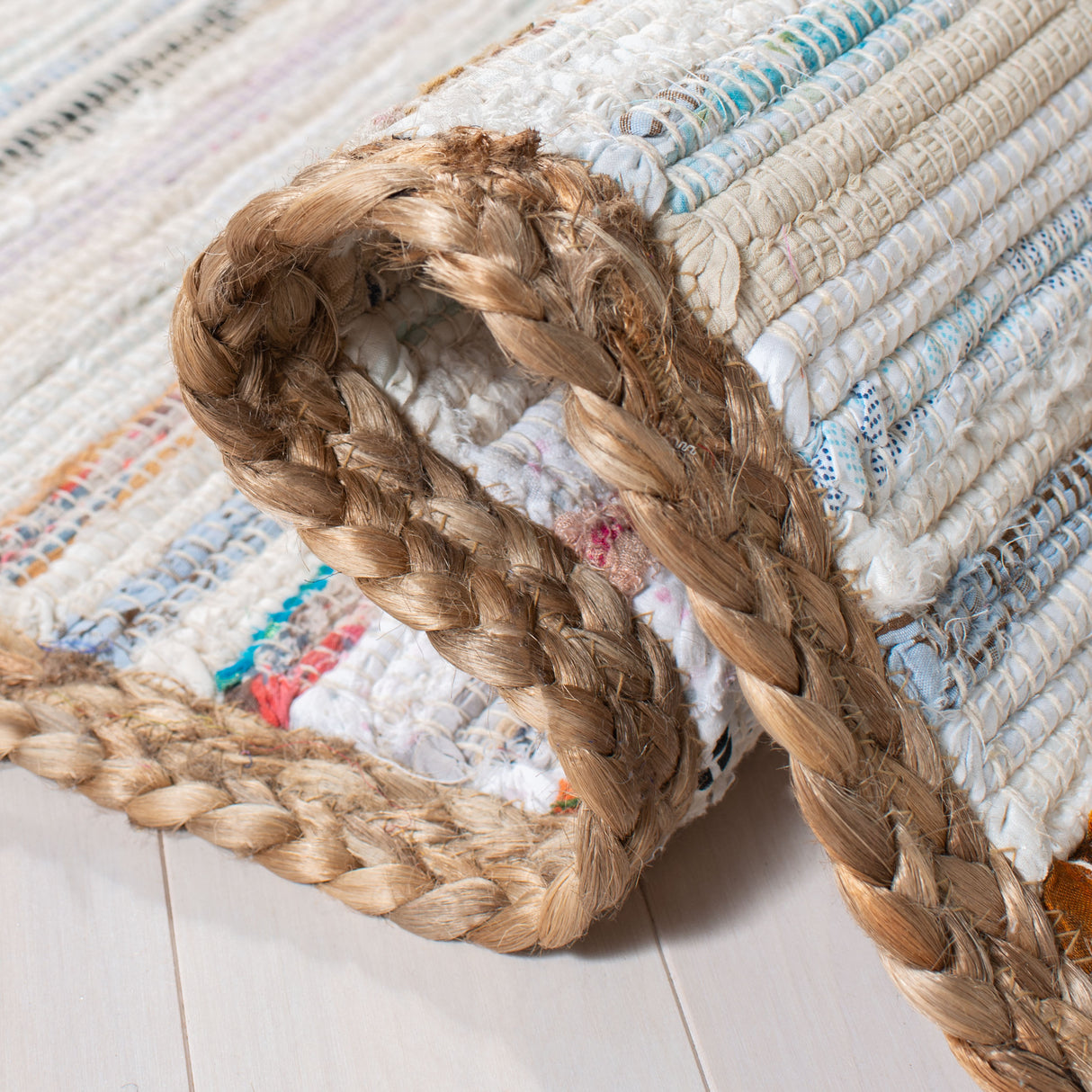Safavieh Montauk Mtk960F Grey/Natural Rugs.