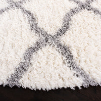 Safavieh Moroccan Tassel Shag Mts358B Ivory/Light Grey Area Rug