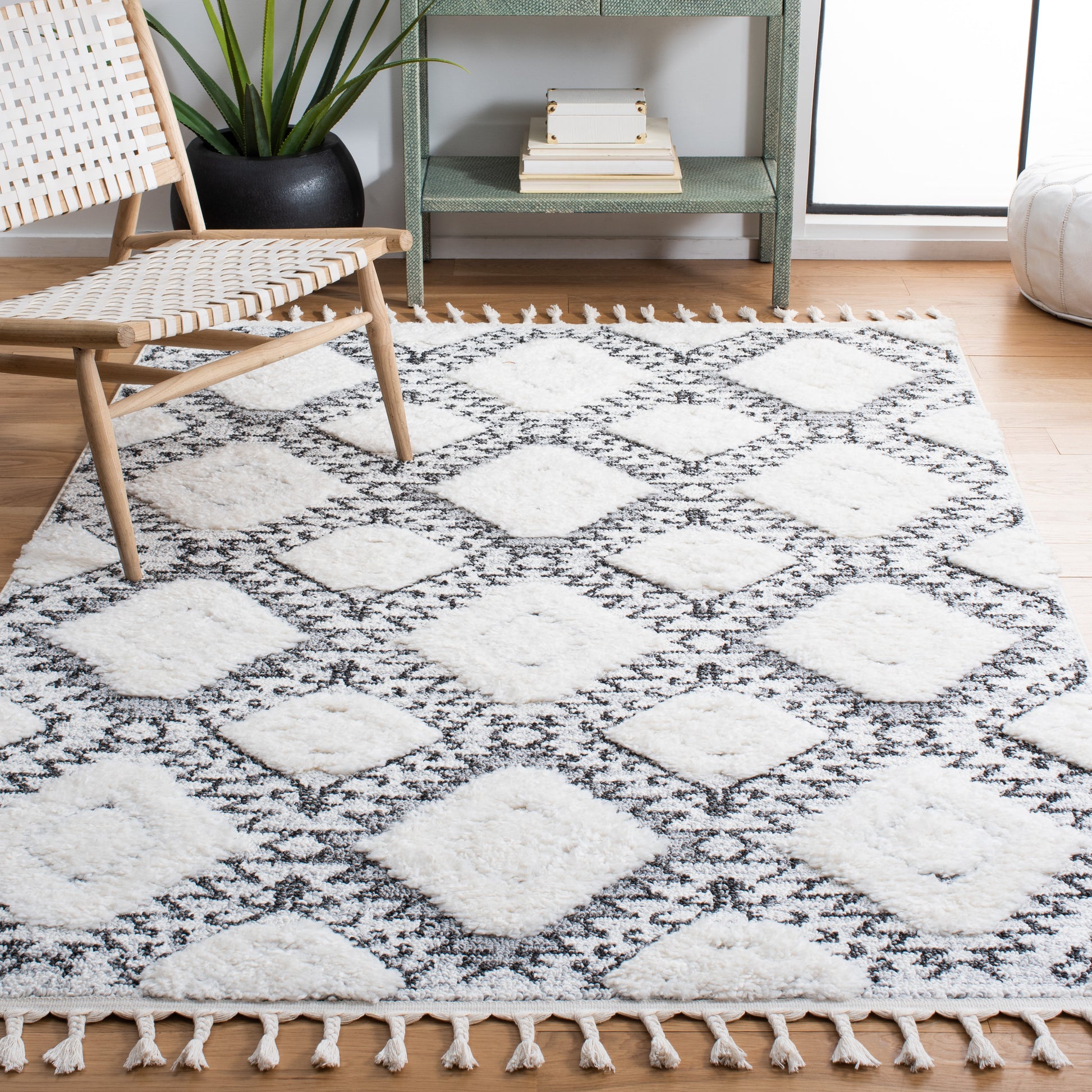 Safavieh Moroccan Tassel Shag Mts616A Ivory/Grey Area Rug