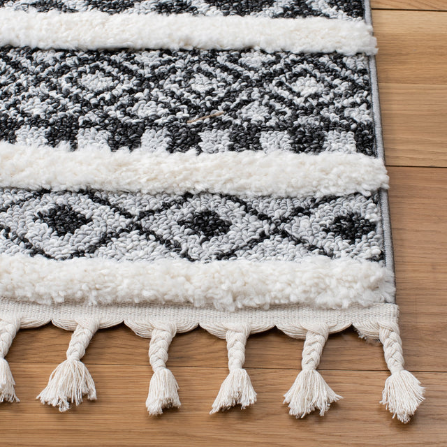 Safavieh Moroccan Tassel Shag Mts628F Grey/Ivory Rug.