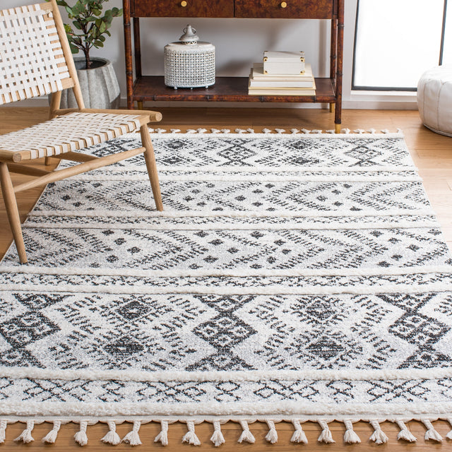 Safavieh Moroccan Tassel Shag Mts630A Ivory/Grey Rug.