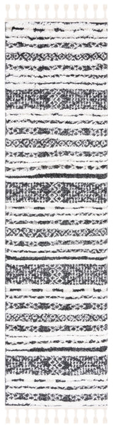 Safavieh Moroccan Tassel Shag Mts632Z Black/Ivory Rug.