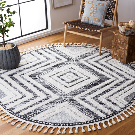 Safavieh Moroccan Tassel Shag Mts636A Ivory/Grey Rug.