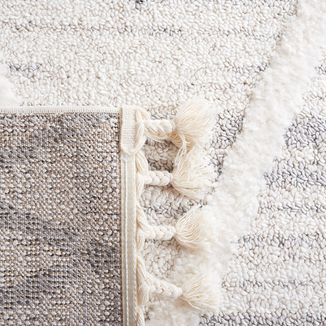 Safavieh Moroccan Tassel Shag Mts642A Beige/Grey Rug.