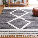 Safavieh Moroccan Tassel Shag Mts650Z Black/Ivory Rug.