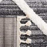 Safavieh Moroccan Tassel Shag Mts650Z Black/Ivory Rug.