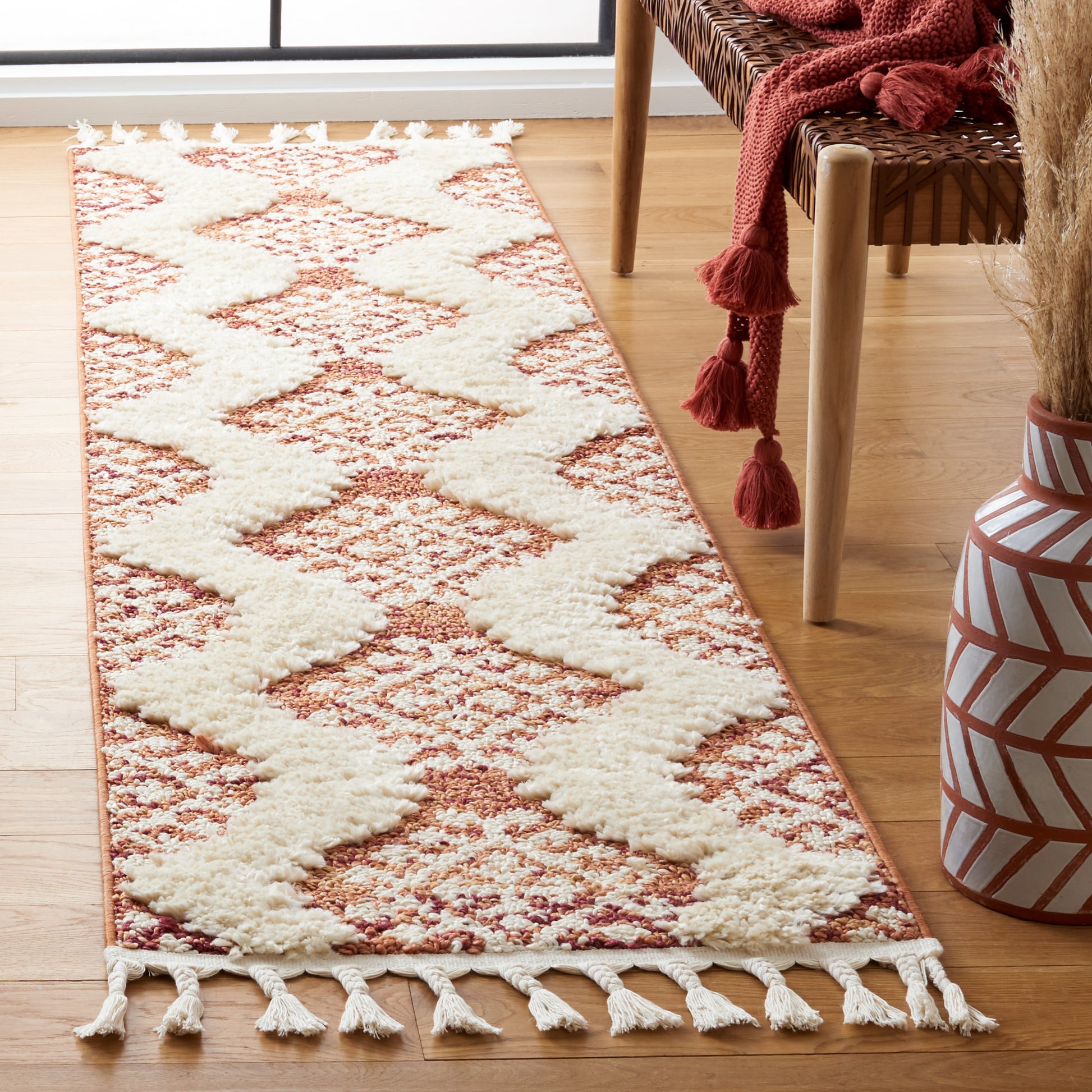 Safavieh Moroccan Tassel Shag Mts652P Orange/Ivory Area Rug