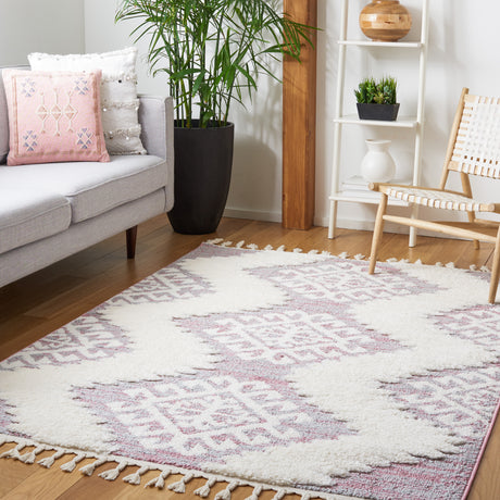 Safavieh Moroccan Tassel Shag Mts652U Pink/Ivory Area Rug