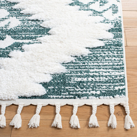 Safavieh Moroccan Tassel Shag Mts652Y Green/Ivory Rug.