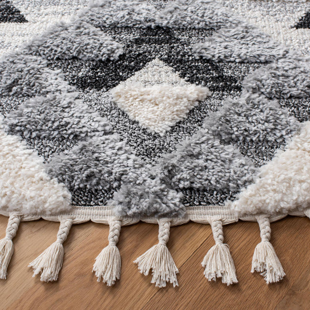 Safavieh Moroccan Tassel Shag Mts688F Ivory/Grey Rug.