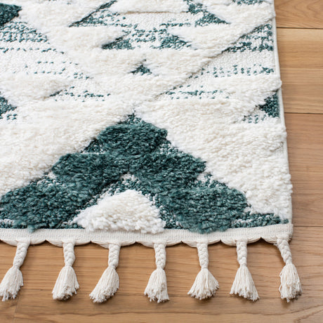 Safavieh Moroccan Tassel Shag Mts688Y Green/Ivory Rug.
