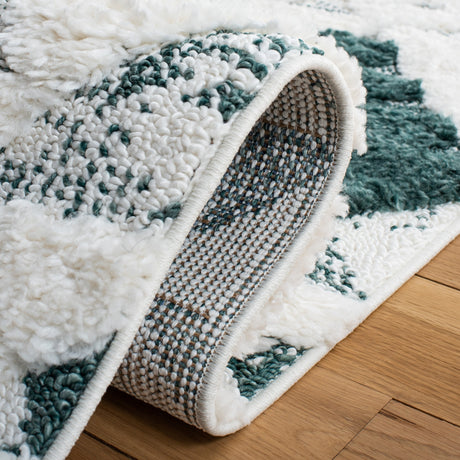 Safavieh Moroccan Tassel Shag Mts688Y Green/Ivory Rug.
