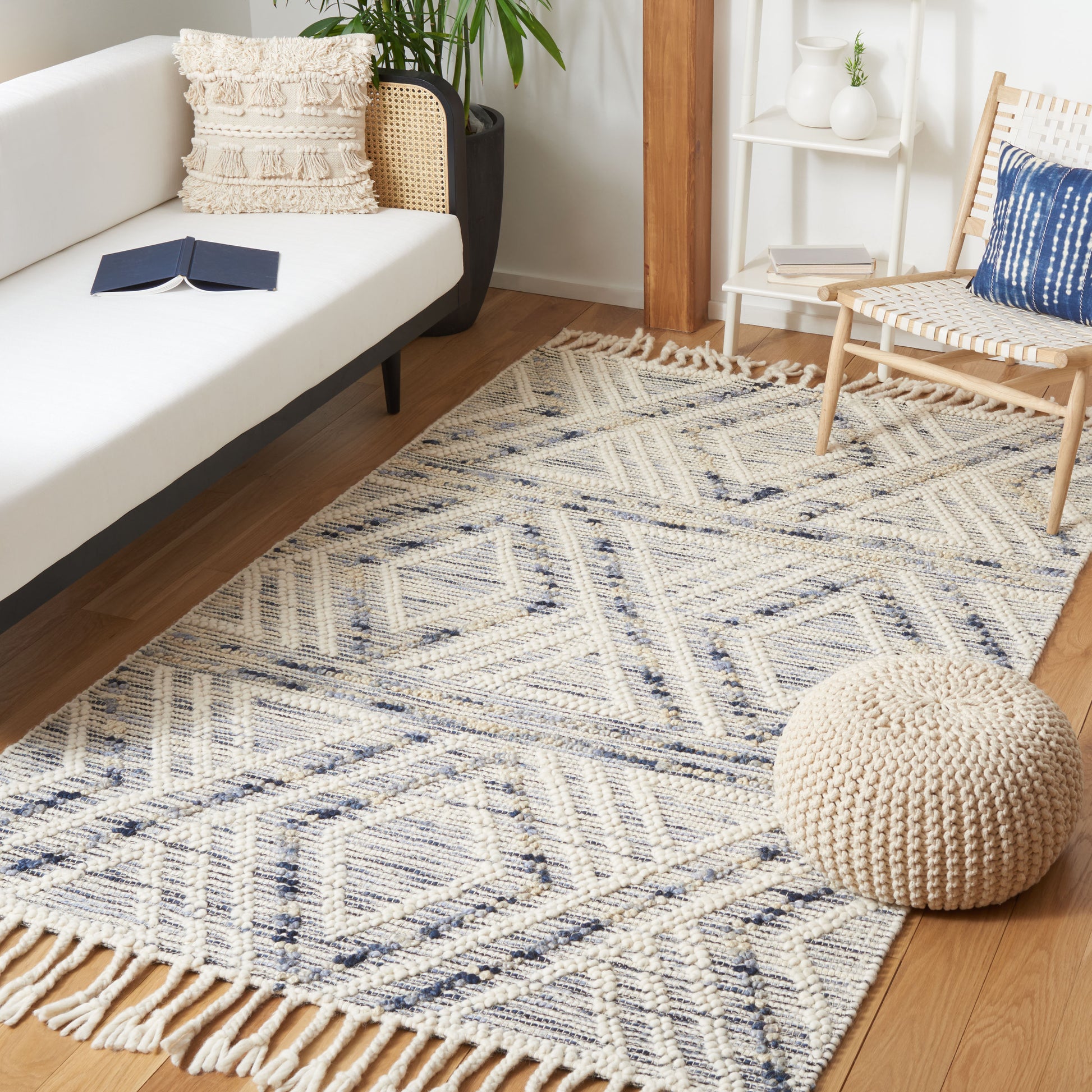 Safavieh Natura Nat176M Ivory/Blue Area Rug