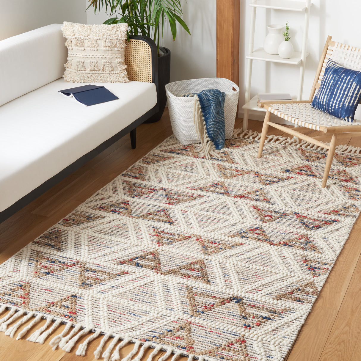 Safavieh Natura Nat178Q Ivory/Red Rug.