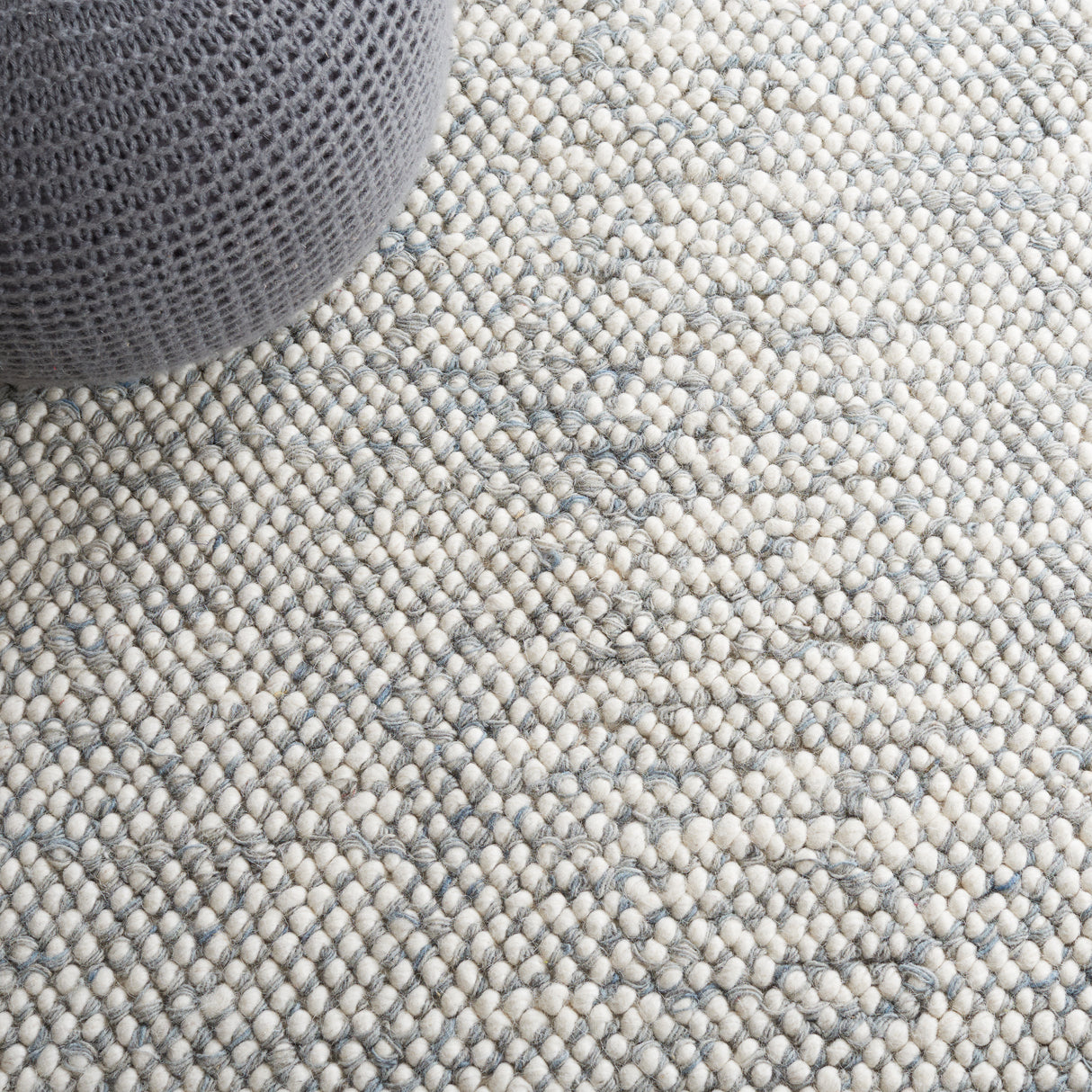 Safavieh Natura Nat182F Grey/Ivory Rug.