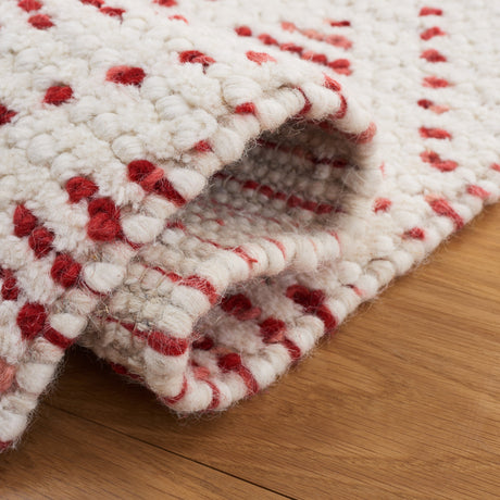 Safavieh Natura Nat183Q Ivory/Red Rug.