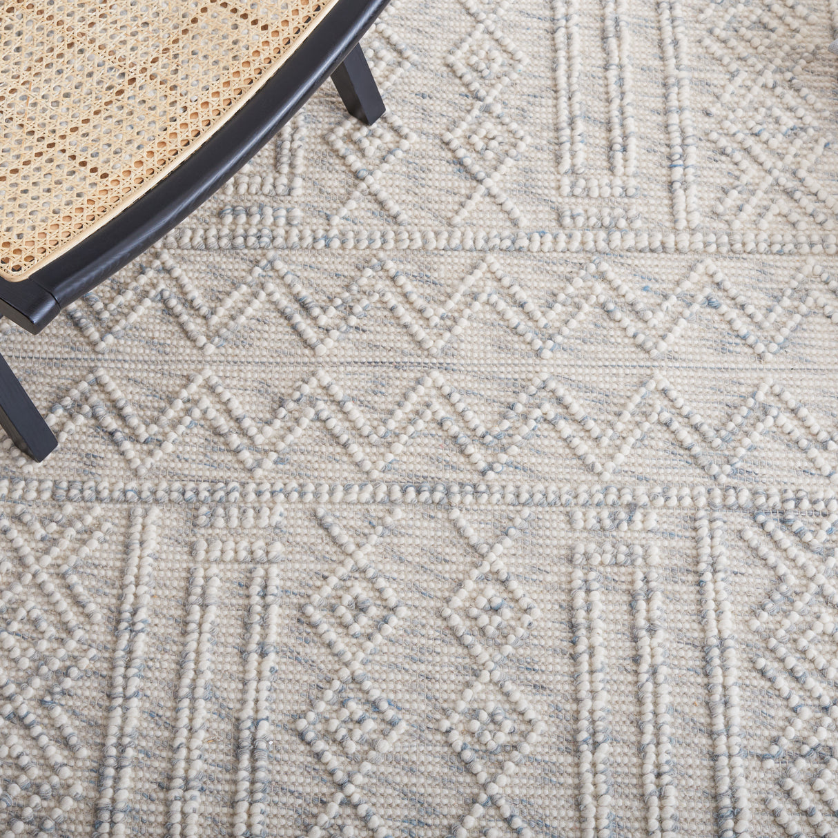 Safavieh Natura Nat185F Grey/Ivory Rug.