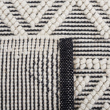 Safavieh Natura Nat275Z Black/Ivory Rug.