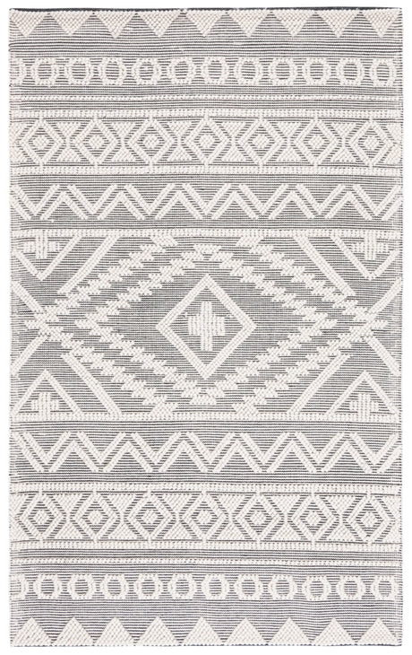 Safavieh Natura Nat275Z Black/Ivory Rug.