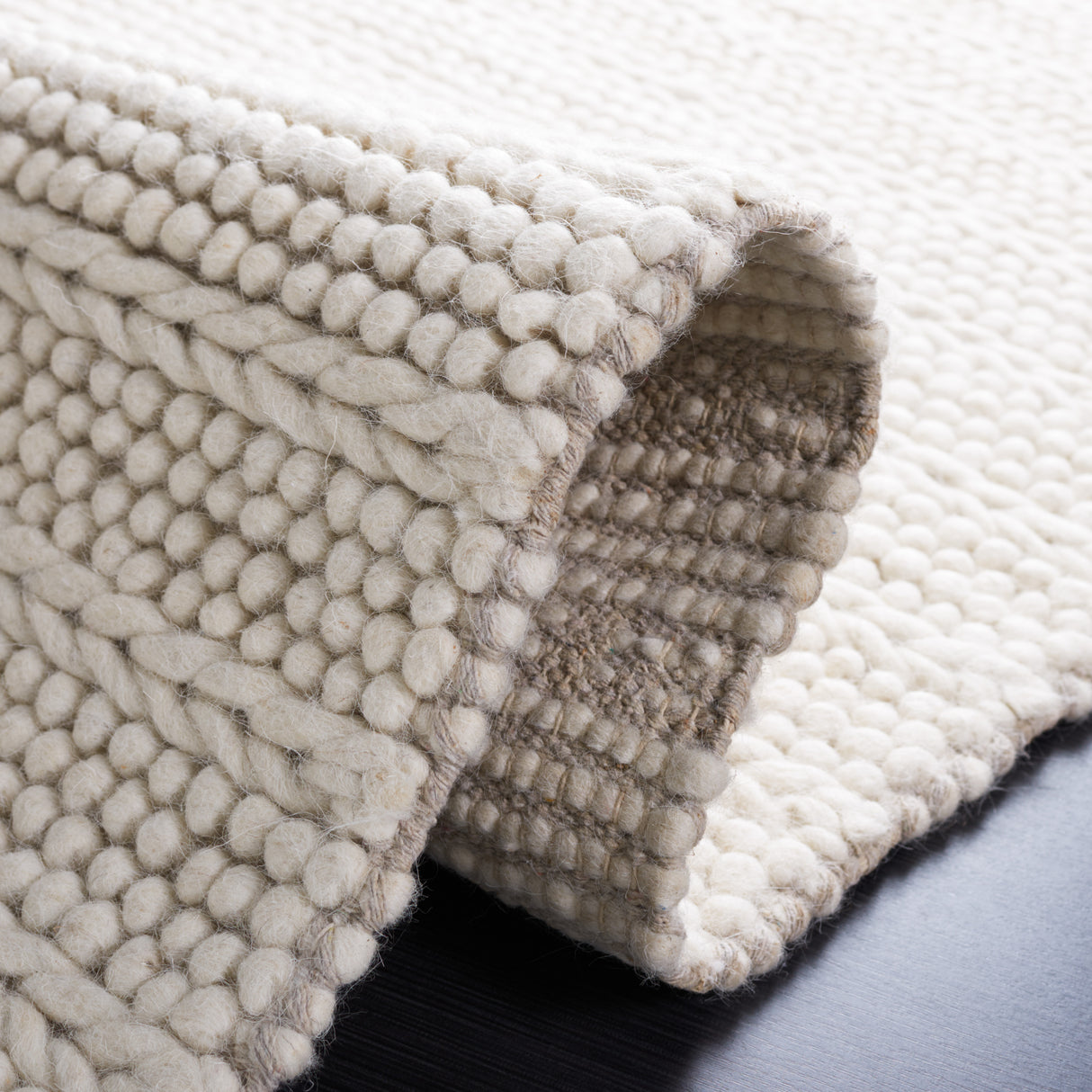 Safavieh Natura Nat280A Ivory Rug.