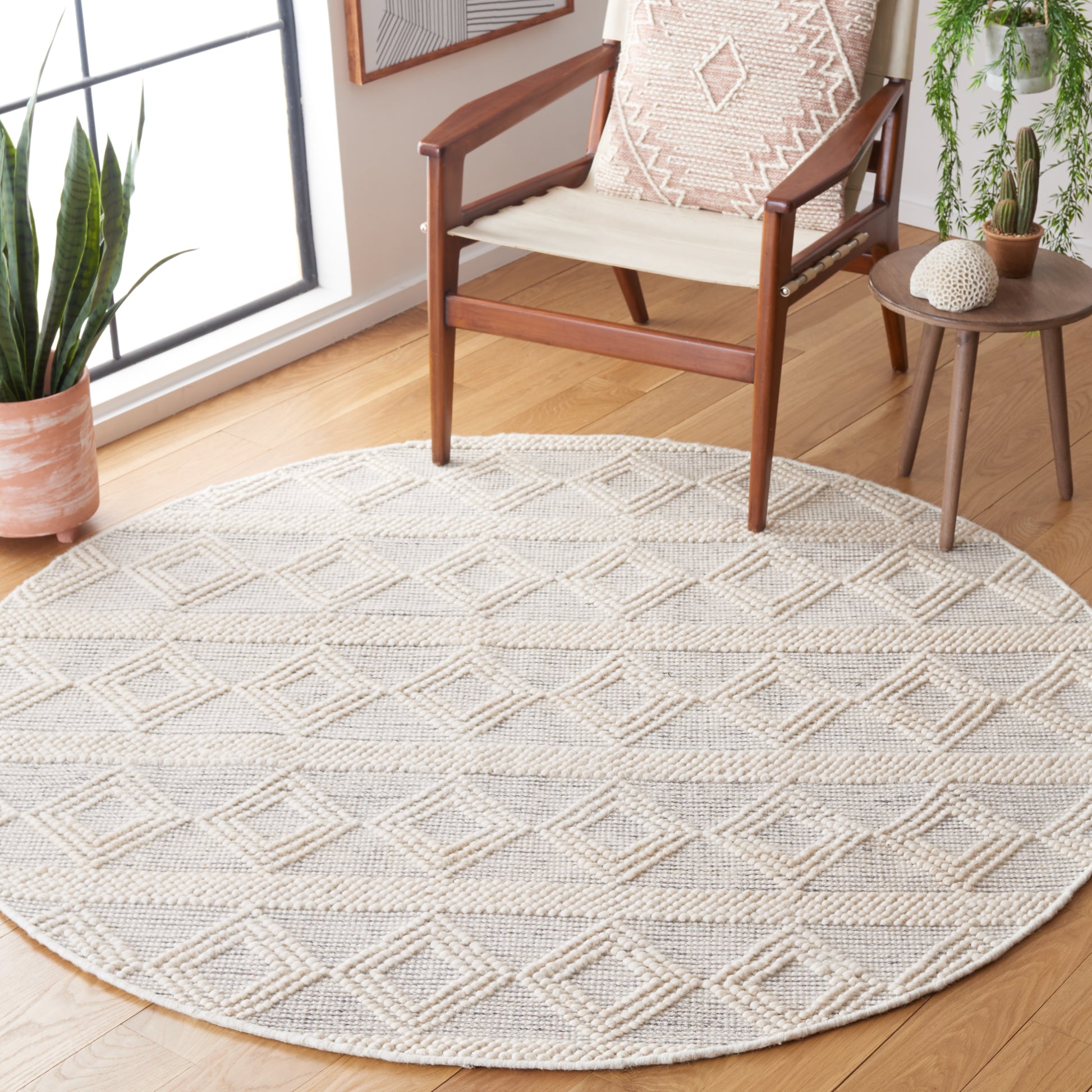 Safavieh Natura Nat307A Ivory/Black Area Rug