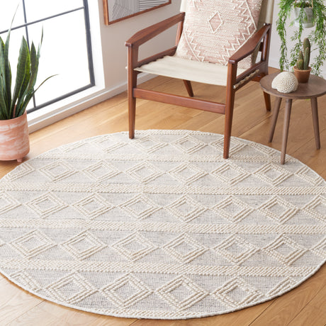 Safavieh Natura Nat307A Ivory/Black Rug.