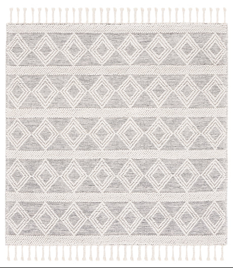 Safavieh Natura Nat307A Ivory/Black Rug.