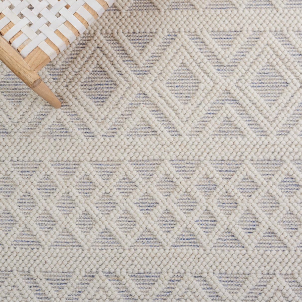 Safavieh Natura Nat308A Ivory/Blue Rug.