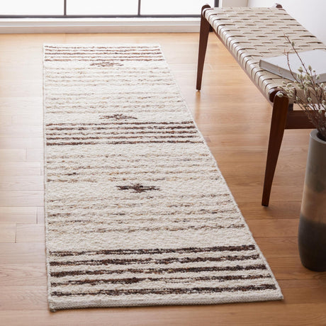 Safavieh Natura Nat325Z Black/Ivory Rugs.