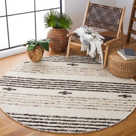 Safavieh Natura Nat325Z Black/Ivory Rugs.