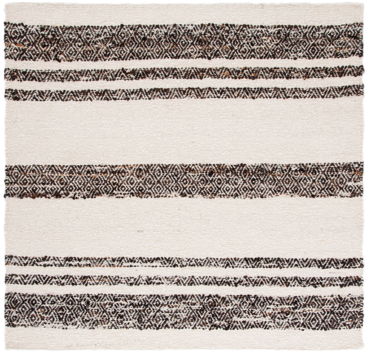 Safavieh Natura Nat328Z Black/Ivory Rugs.