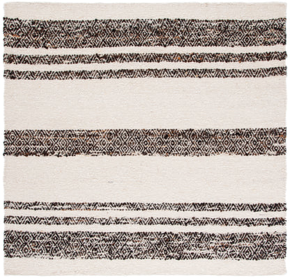 Safavieh Natura Nat328Z Black/Ivory Area Rug