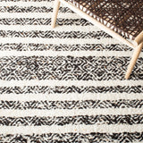 Safavieh Natura Nat329Z Black/Ivory Rugs.