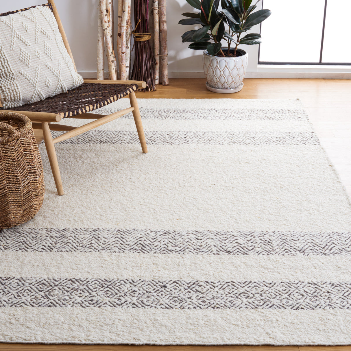 Safavieh Natura Nat332A Ivory Rugs.