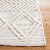 Safavieh Natura Nat335A Ivory/Black Rug.