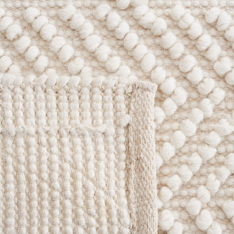 Safavieh Natura Nat335A Ivory/Black Rug.