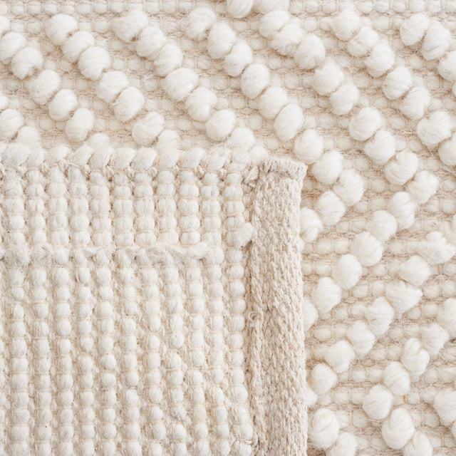 Safavieh Natura Nat335A Ivory/Black Rug.