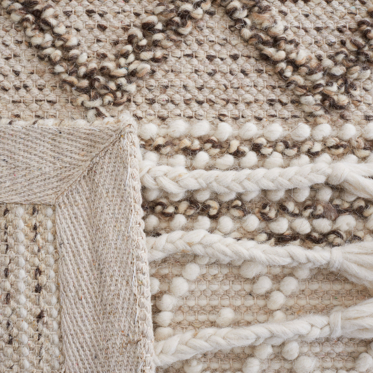Safavieh Natura Nat337A Ivory/Brown Rug.