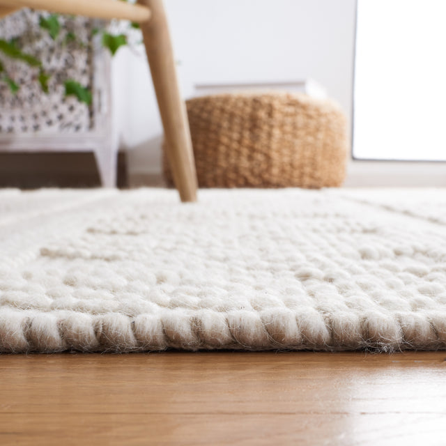 Safavieh Natura Nat338A Ivory/Beige Rug.