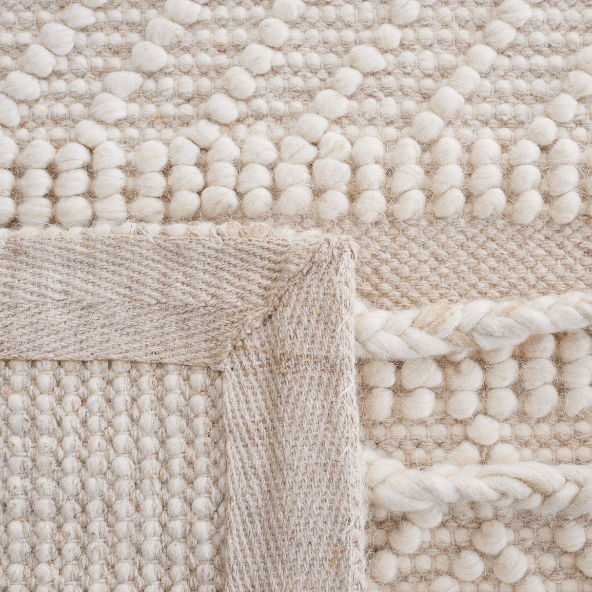 Safavieh Natura Nat338A Ivory/Beige Rug.