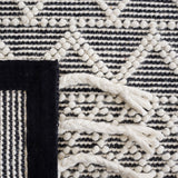 Safavieh Natura Nat341A Ivory/Black Rug.