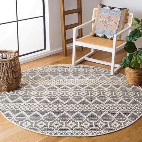 Safavieh Natura Nat341A Ivory/Black Rug.