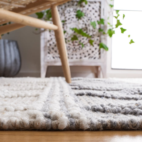 Safavieh Natura Nat343A Ivory/Grey Rug.