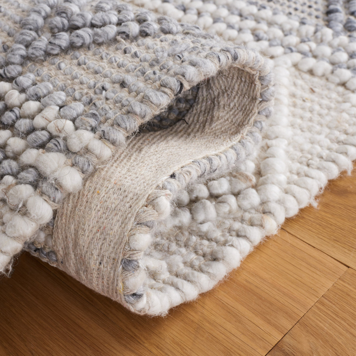 Safavieh Natura Nat343A Ivory/Grey Rug.