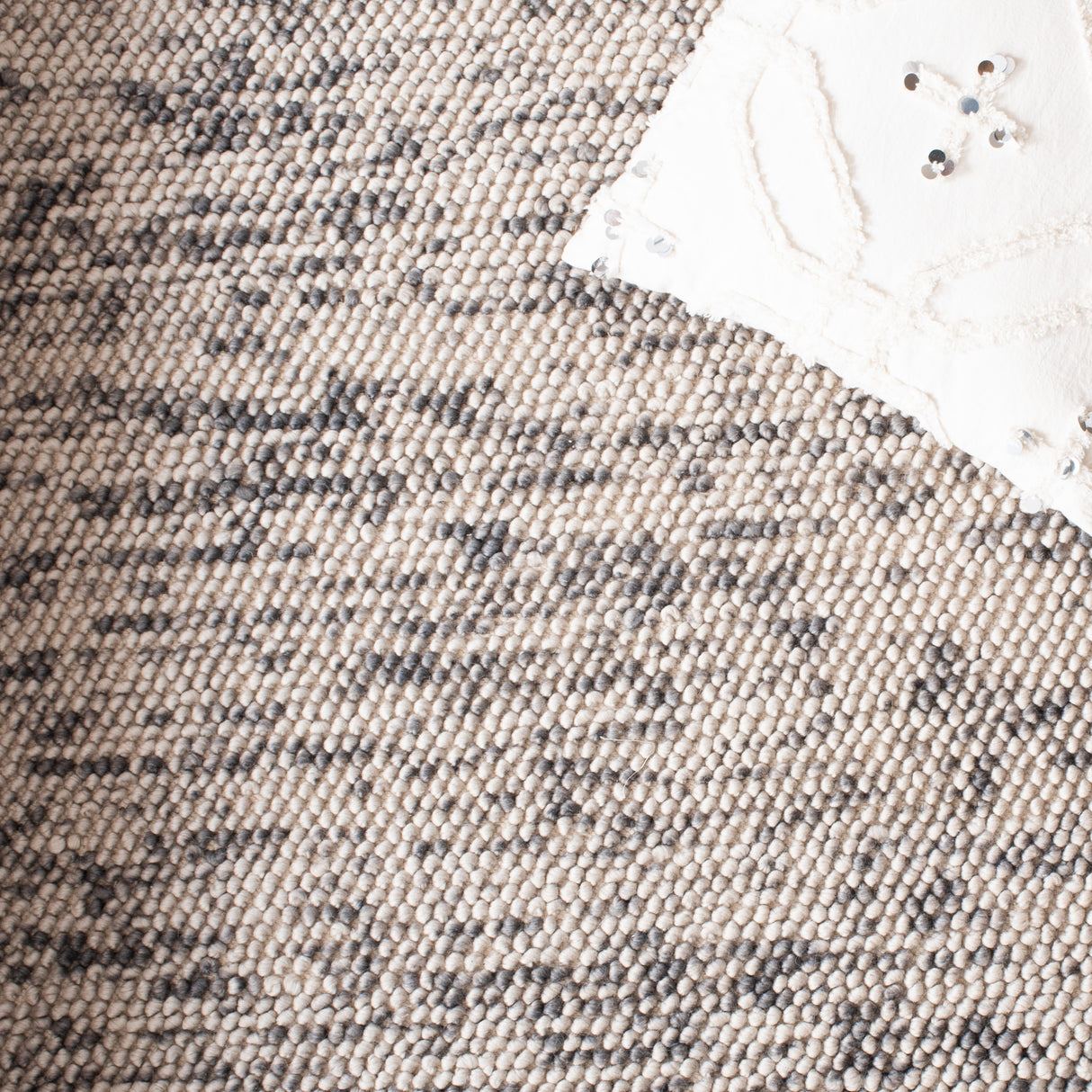 Safavieh Natura Nat427F Grey/Beige Rug.