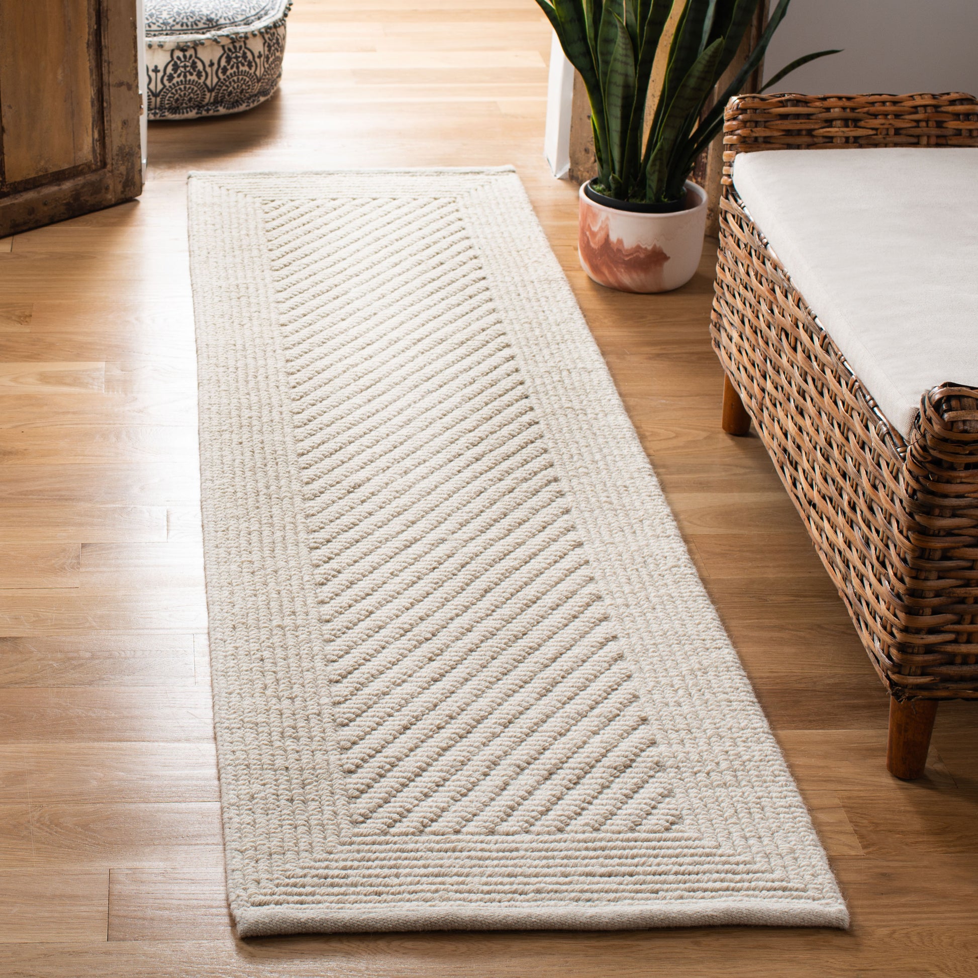 Safavieh Natura Nat450A Ivory Area Rug