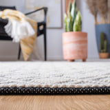 Safavieh Natura Nat475A Ivory/Black Rugs.