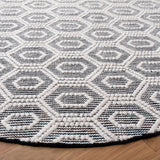 Safavieh Natura Nat476A Ivory/Black Rugs.