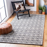 Safavieh Natura Nat477A Ivory/Black Rugs.