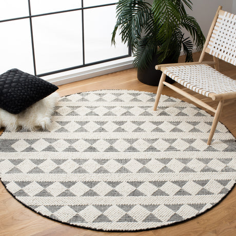 Safavieh Natura Nat481A Ivory/Black Area Rug